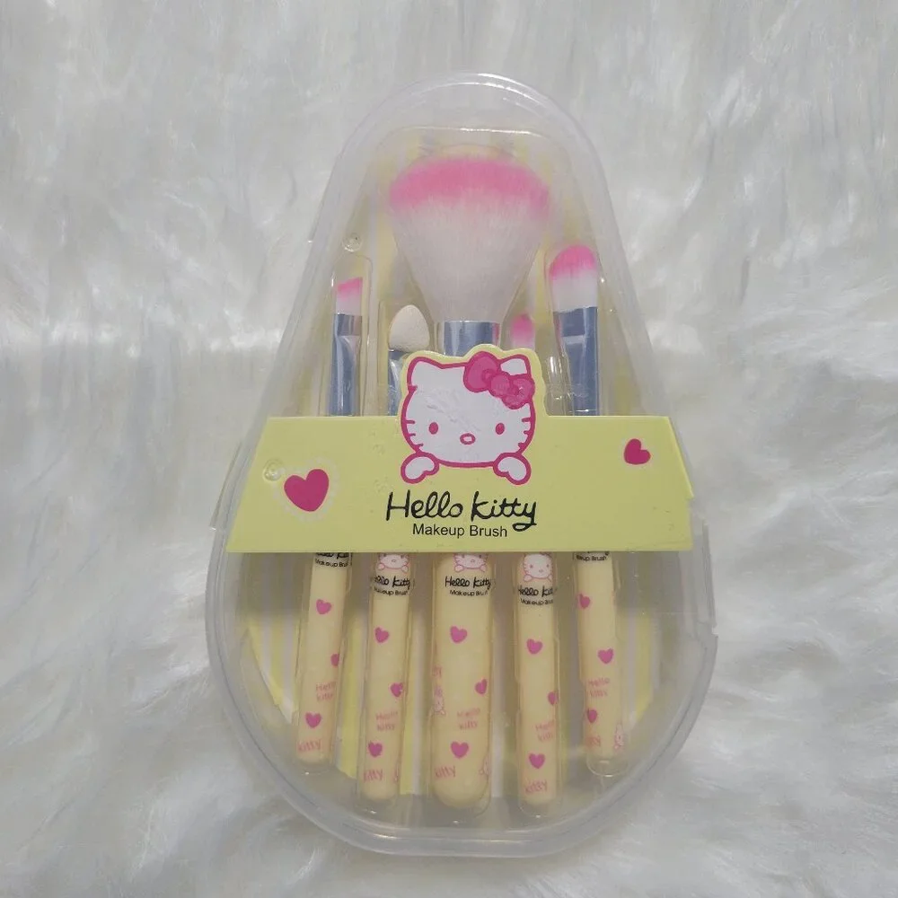 Hello Kitty Makeup Brush Set